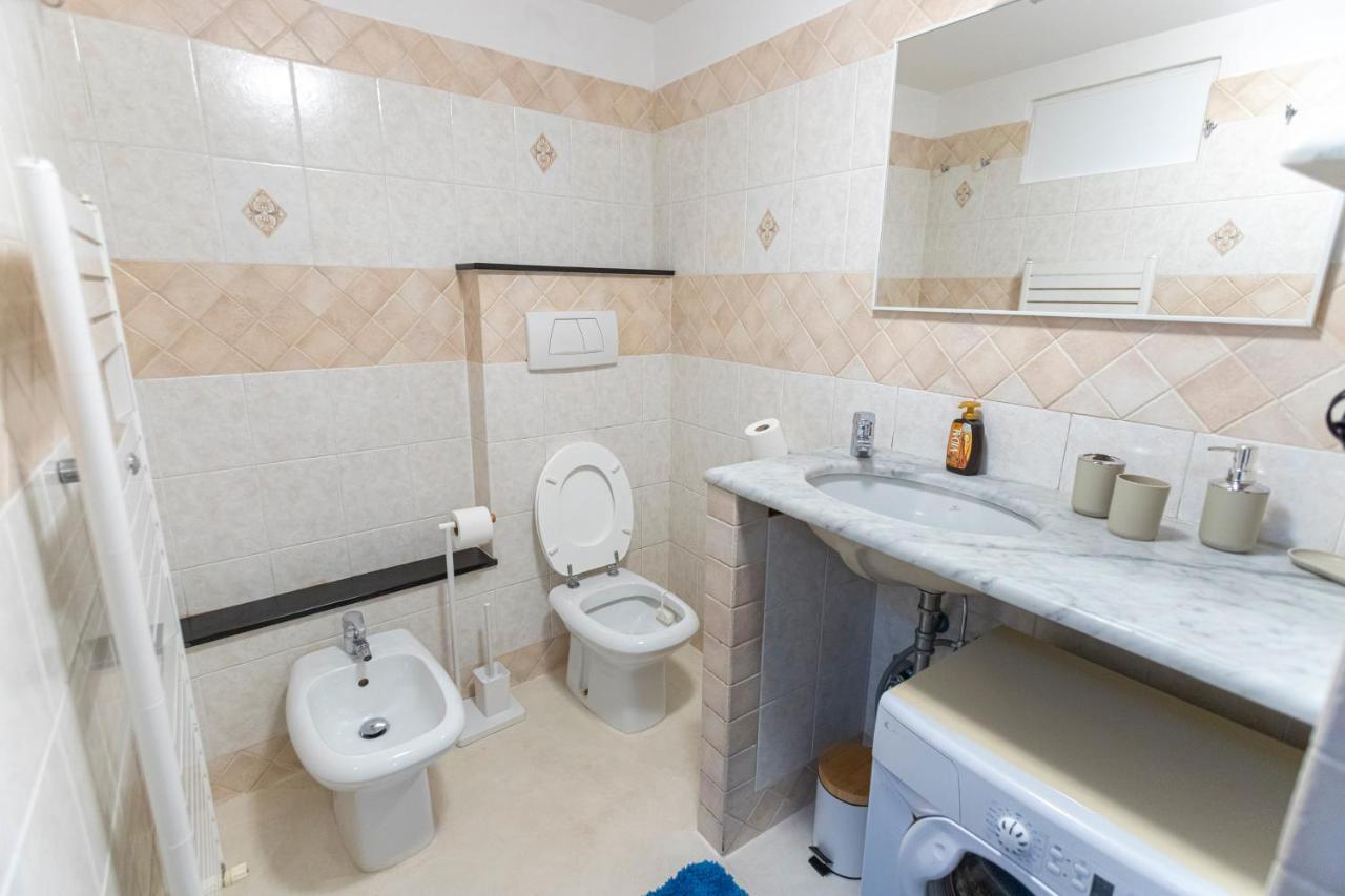 Acquario 1' "Family House" Free Wifi & Netflix By Tilo Apartment'S Genua Buitenkant foto
